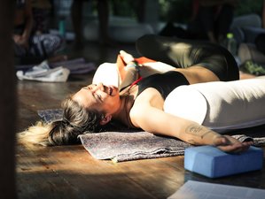 23 Tage 200-Stunden All-inklusive Vinyasa und Yin Yogalehrer Ausbildung auf Bali