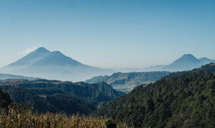 Volcán de Atitlán Retiros y Viajes