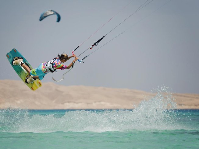 kitesurfing day trip