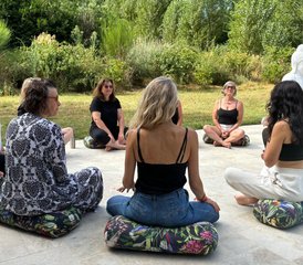 4 jours en stage de bien-être et réduction du stress avec yoga dans le Loir-et-Cher, France - Photo 3