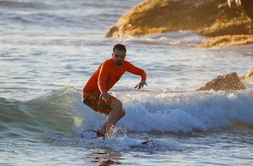 11 días de campamento de surf de lujo prolongado con yoga en Arugam Bay, Sri Lanka