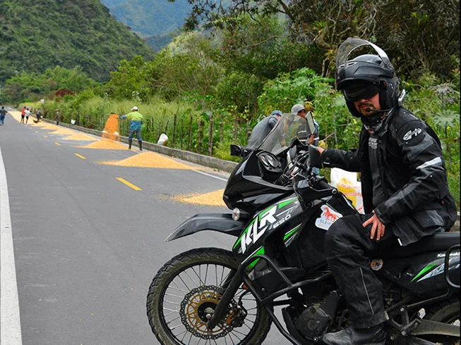 5 Day Hot and Cold Guided Motorcycle Tour in Ecuador photo 2