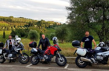 2 Day Chianti and Val d’Orcia Guided Motorcycle Tour in Tuscany