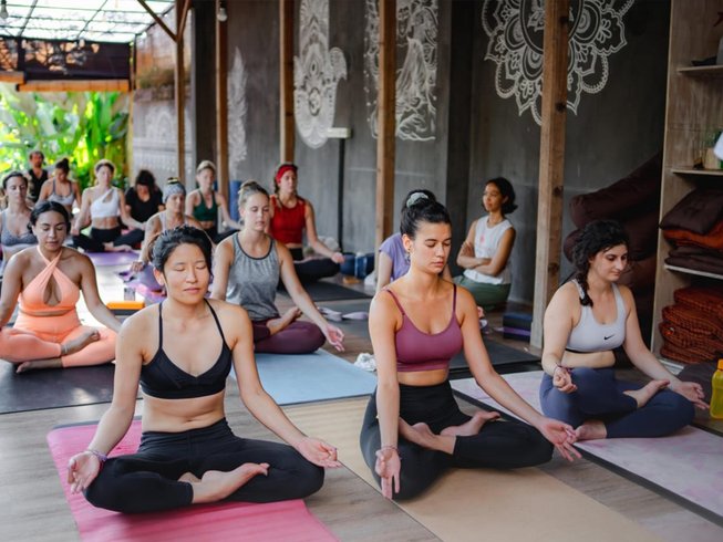 Top 10 Yoga Teacher Training in Asia & Oceania