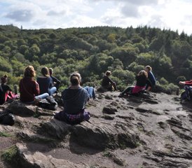3 Tage Yoga- und Wander-Retreat im Wald von Brocéliande, Bretagne - Photo 2