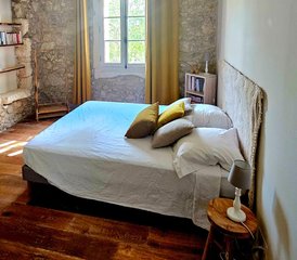 4 Day Yoga and Pilates Retreat with Micro-Diet (FMD), in Les Baux-de-Provence, France - Photo 3