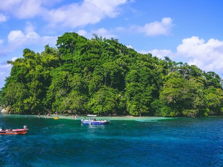 Buff Bay, Jamaica