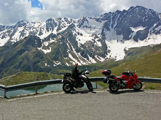 Top 10 Motorcycle Tours in Lake Como