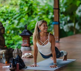 34 días de retiro de bienestar y desintoxicación con yoga y tratamientos antienvejecimiento de hidrógeno en Bali, Indonesia - Photo 1