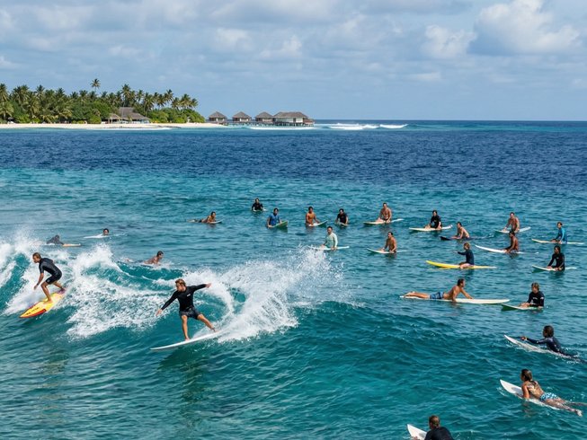 14 jours en stage de surf ultime aux Maldives dans l’atoll de Malé et tous les atolls centraux - photo 1
