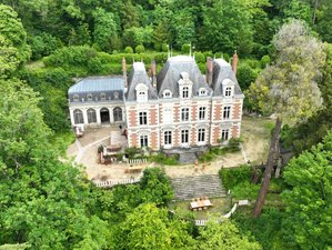 4 Day Majestic Loire Yoga Retreat in France with English Guiding