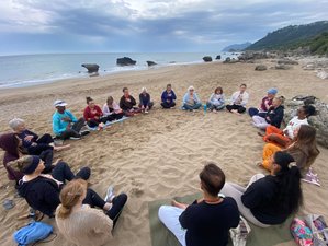 8 Tage Yoga-Urlaub für Alleinreisende mit Wandern, Kajakfahren, Schwimmen und Entdecken im sonnigen Korfu, Griec