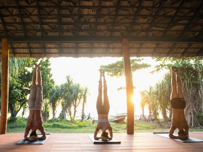 7 Day Yoga Retreat in Talalla with Adventure, Splits Therapy, Ayurveda,  Beach, and Culture 