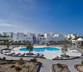 8 días y 7 noches de retiro de sky pilates y yoga en Santorini, Grecia - Photo 3