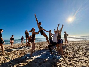6 jours en stage d’immersion Ashtanga et ajustements - formation de professeur de yoga 35 heures à Los Caños de Meca, Espagne