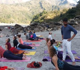 14 jours en formation de professeur de yoga 100h à Rishikesh, Inde - Photo 3