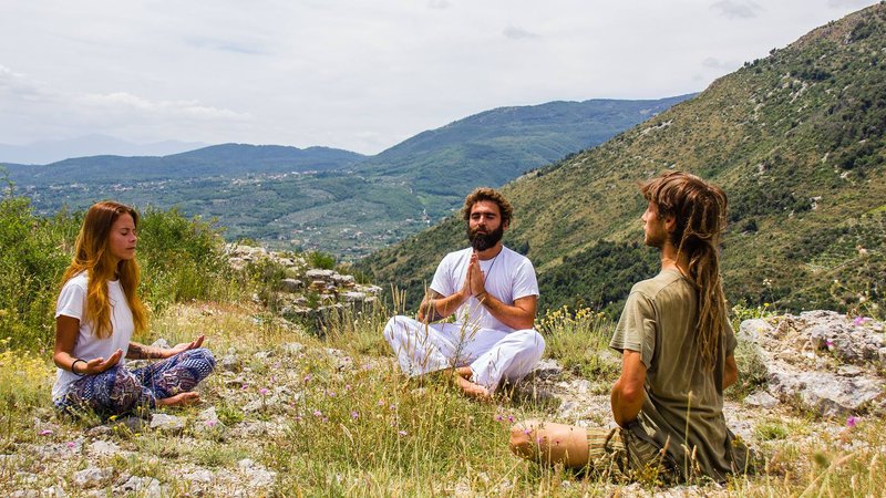 4-Daagse Wandel Meditatie en Yoga in het Nationaal Park van de Abruzzen, Italië 