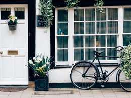 South East England Retreats & Trips