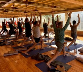 107-Daagse Reis Naar Overvloed Yoga Retreat Voor Mannen Op Paros, Griekenland - Photo 1