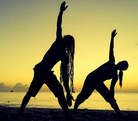 38 jours en stage de "Back to your Roots" yoga thérapeutique et aventure sur une île des Caraïbes - Photo 1