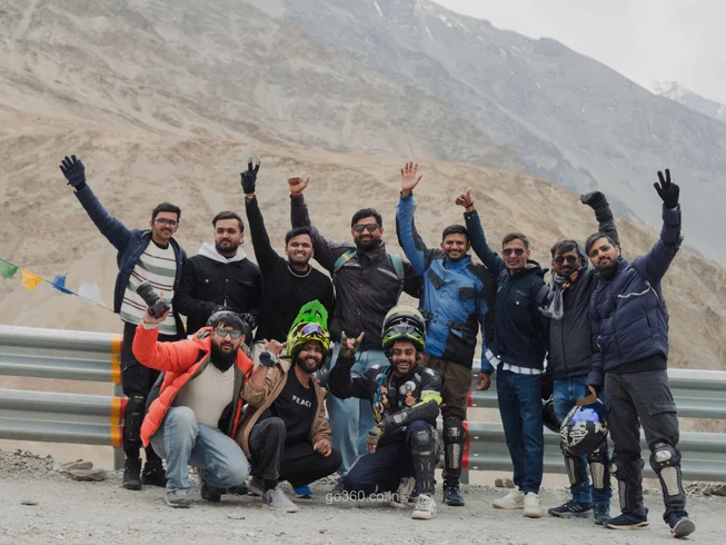 6 Day Leh to Leh Guided Motorcycle Tour in India photo 2