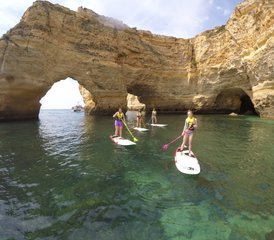5 Tage Surf und Yoga Urlaub mit SUP und Kajakfahren in Al Karob Guia, Algarve, Portugal - Photo 3