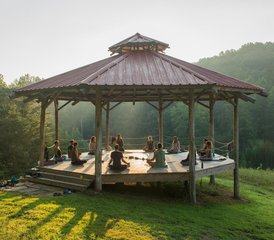 14 jours en stage de yoga au cœur des Great Smoky Mountains dans le Tennessee, États-Unis - Photo 1