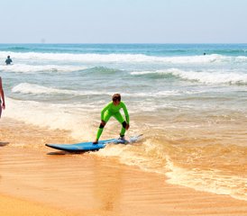7 jours en stage de surf dans une villa de luxe à Santa Cruz, Lisbonne, Portugal - Photo 2
