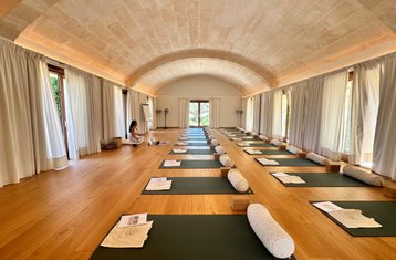 8 días de profesorado de 70 horas de la esencia del Yin Yoga en Mallorca, España