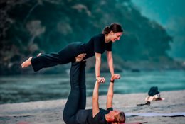 56 jours-500h en formation intense de professeur de yoga multistyles à Rishikesh, Inde