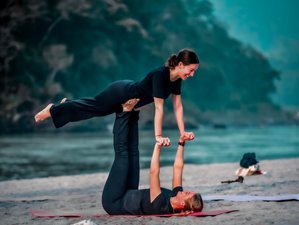 56 jours-500h en formation intense de professeur de yoga multistyles à Rishikesh, Inde