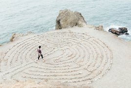 Walking Meditation Retreats & Trips