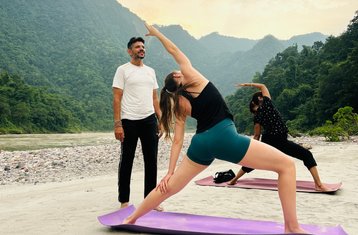 3 Días De Armonía: Inmersión en Yoga Y Meditación en Rishikesh, India