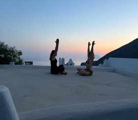 37 jours en stage de yoga transformateur à Filicudi, îles Éoliennes, Italie - Photo 1