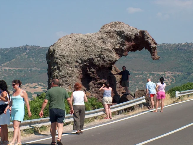 14 Day Guided Motorcycle Tour from Rome to Sardinia and Corsica photo 9