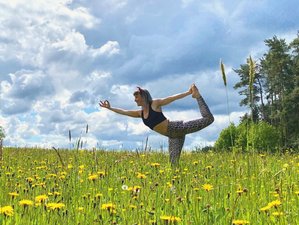 3 Tage Wild Child Yoga Retreat mit Embodiment. Journaling, See und Fahrrad im Spreewald, Deutschland