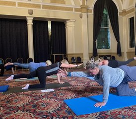 3 jours en stage de pleine conscience et yoga avec bain sonore à Buxton, Angleterre, Royaume-Uni - Photo 5