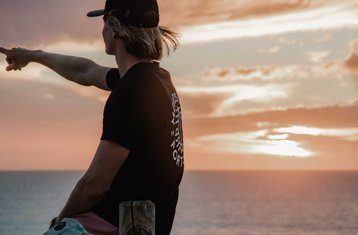 7-Daagse Portugal Surfavontuur met Yoga, Surf Skate en Zonsondergangfeest