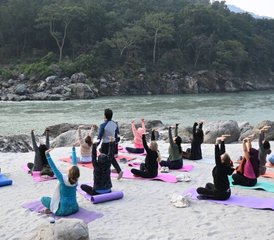 12 Tage 100-Stunden Yogalehrer Ausbildung inklusive Ayurveda in Rishikesh, Indien - Photo 4