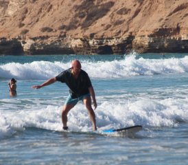 4 jours – Séjour surf et yoga pour débutants à Tamraght, près de Taghazout, Maroc - Photo 4