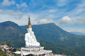 5-Daagse Thailand wellness adventure met Muay Thai, yoga & meditatie, tours, tempels en gezond eten