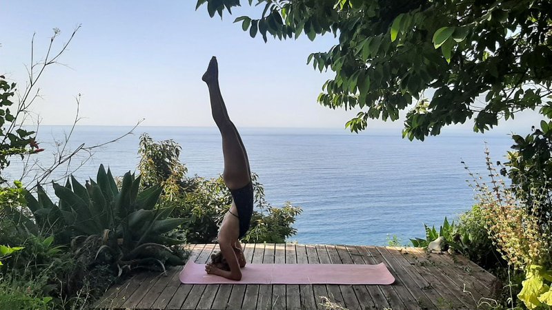8 Day Beachfront Vinyasa and Yin Holiday in Costa Tropical, Andalusia, in Spain