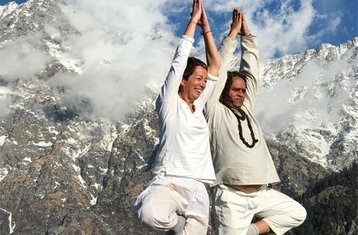 10 días de retiro de meditación y yoga en un ashram en el Himalaya, cerca de Dharamshala, India