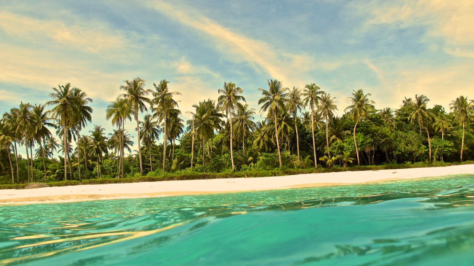 Aloha Bali Surf and Yoga Retreat, Indonesia