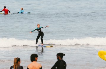 7-Daagse Verkwikkende Yoga Retreat en Surfkamp in Tamraght, Marokko