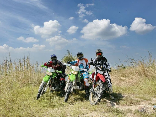 8 Day Guided Enduro Motorcycle Tour in Pattaya With VIP Speedboat 3 Deserted Islands Charter photo 6