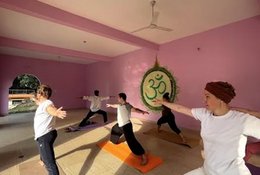 6 Tage Reise Zur Stille: Ein Achtsamkeits Yoga Retreat in Rishikesh, Indien