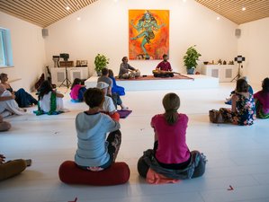 7 Day Relax, Reconnect and Recharge Yoga Escape in Scionzer, France