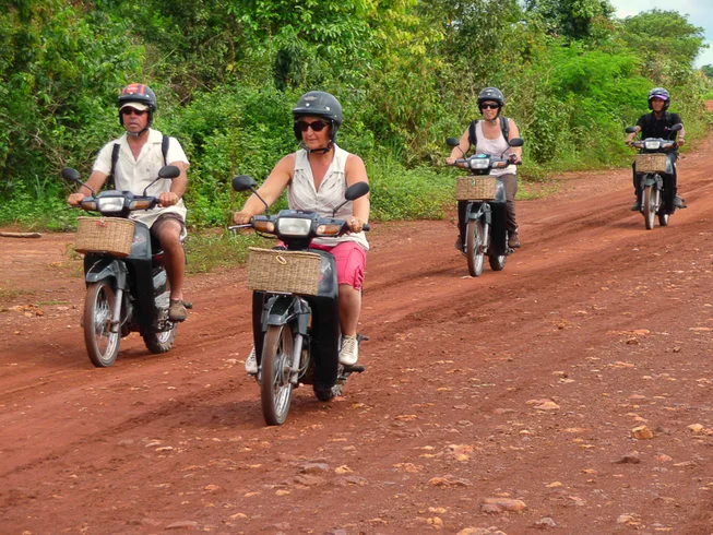 5 Day Private Guided Motorcycle Tour in Cambodia
