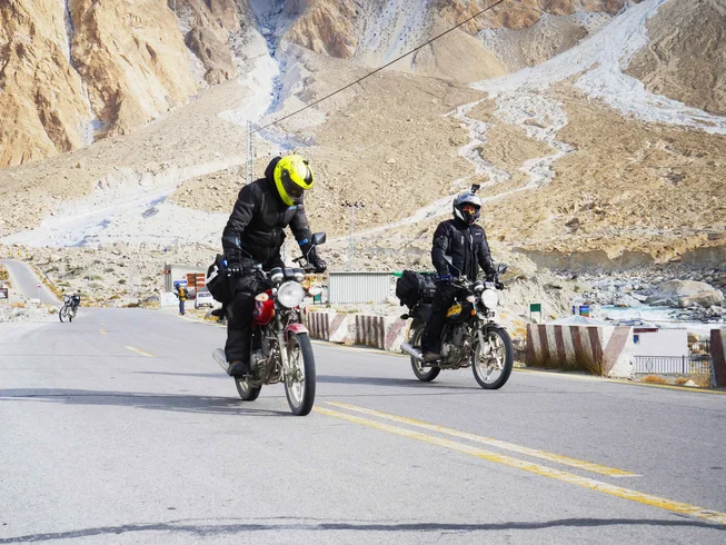 9 Day Guided Motorcycle Tour in Pakistan: Throttle Through The Karakoram photo 5